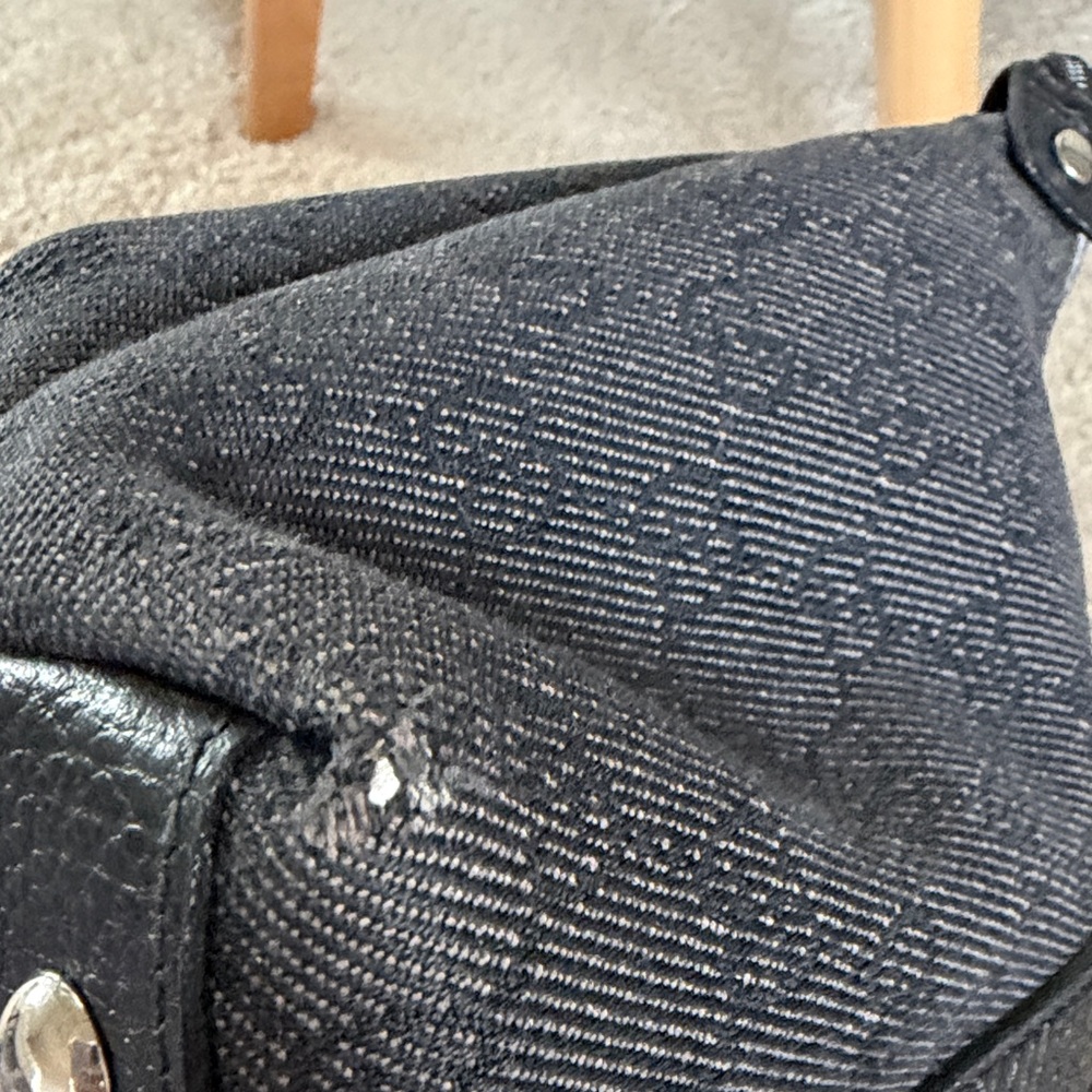Gucci Black Monogram Canvas Shoulder Bag - Picture 6 of 12